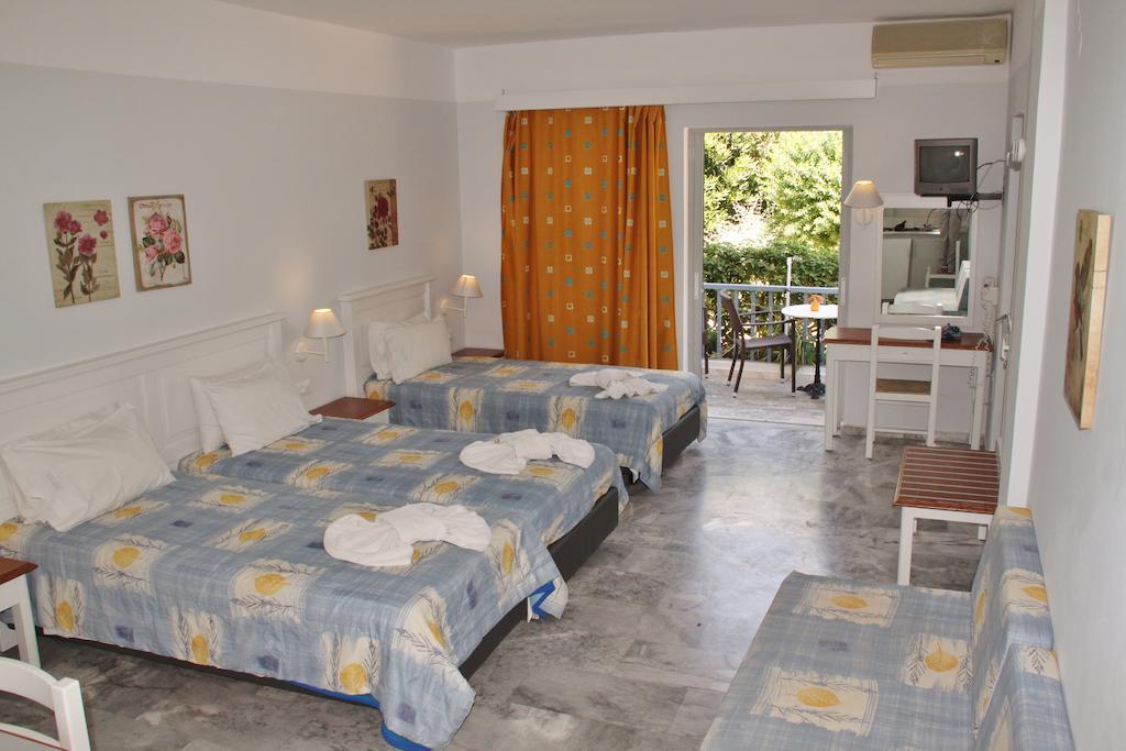 Aparthotel Santa Irene Sougia Exterior foto