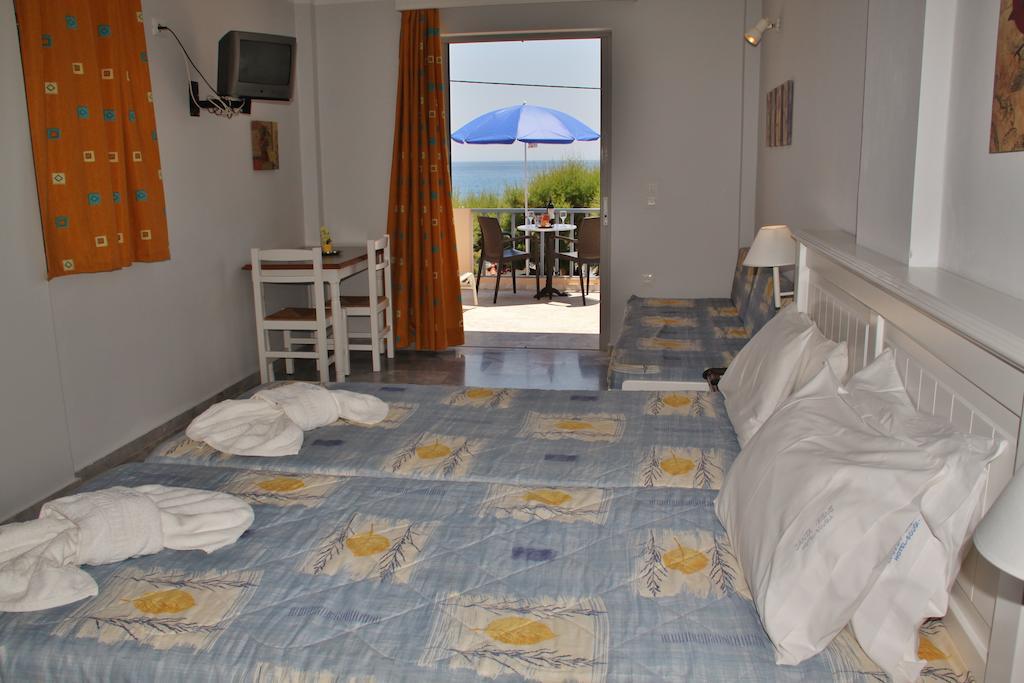 Aparthotel Santa Irene Sougia Habitación foto